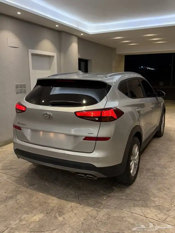 توسان 2020 بحالة الوكالة ( ديزل-دبل ) 5