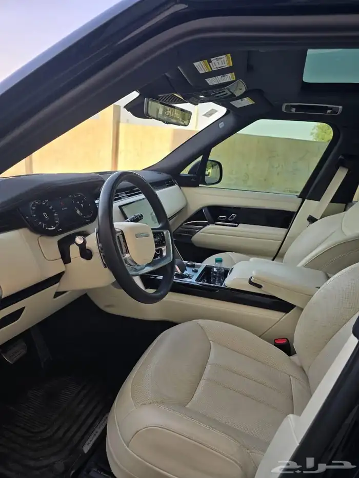 للبيع رانج روفر فوج 2023 - V8 فل الفل الفل تم البيع 17