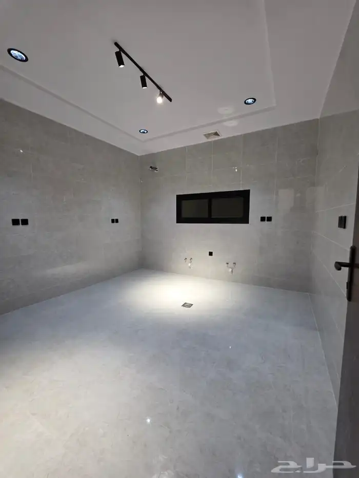 فيلا للبيع دورين و ملحق في الرحمانيه 5