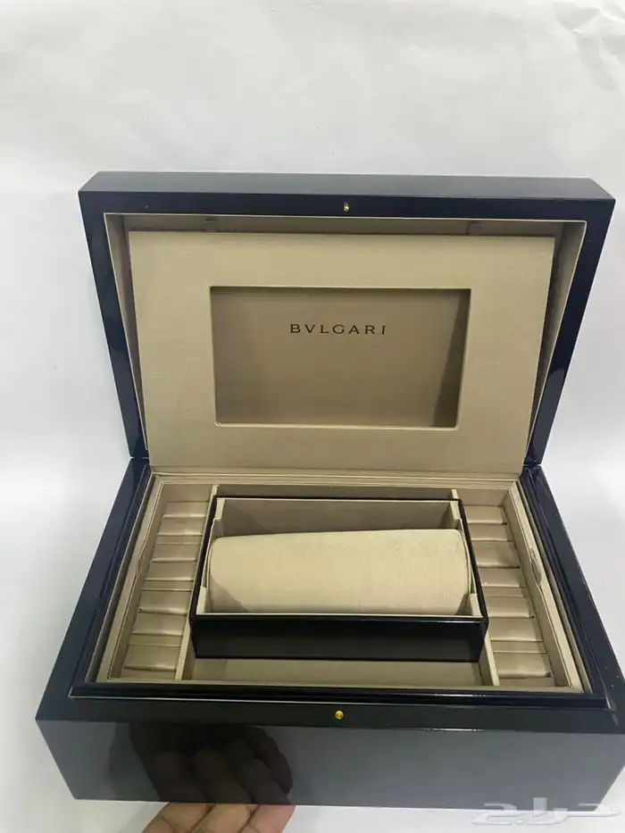 صندوق مجوهرات و اكسسورات ماركة bvlgari اصلي 0