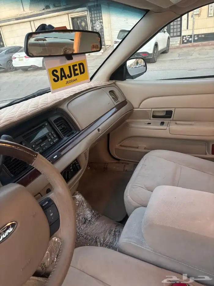 كراون فكتوريا 2011 للبيع سعودي 18