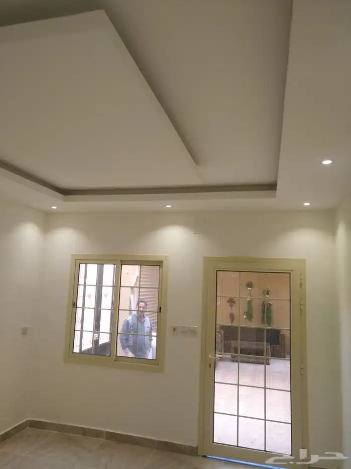 جميع اعمال الدهانات عوازل ديكورات 4