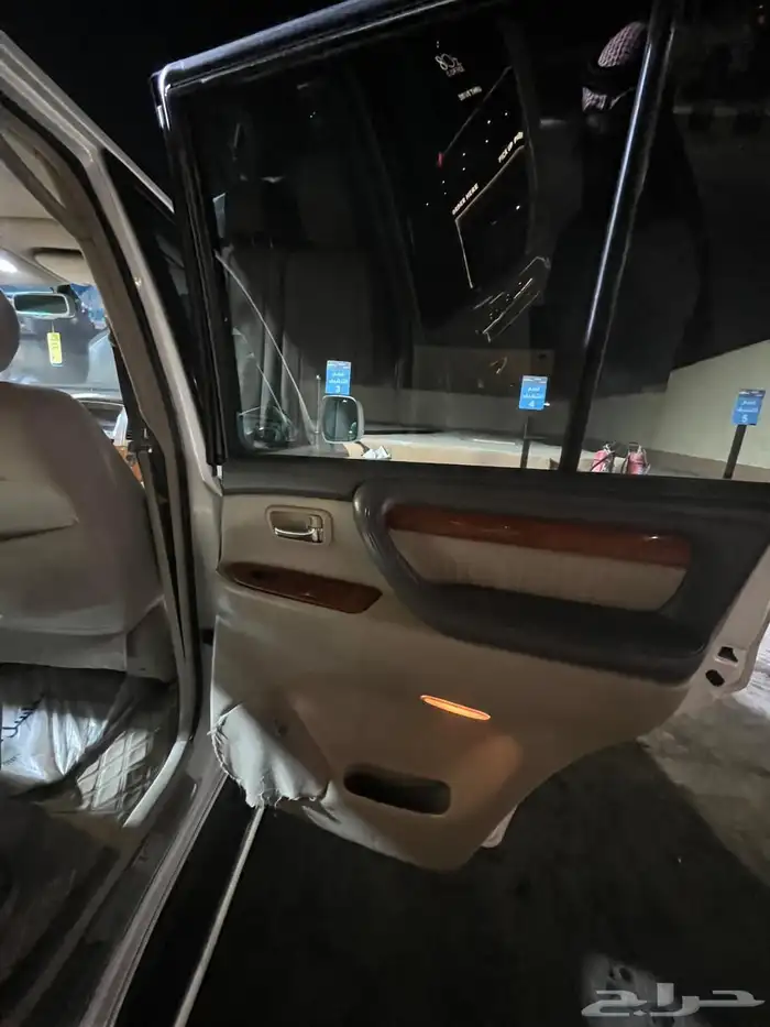 جيب لكزس 2006 21