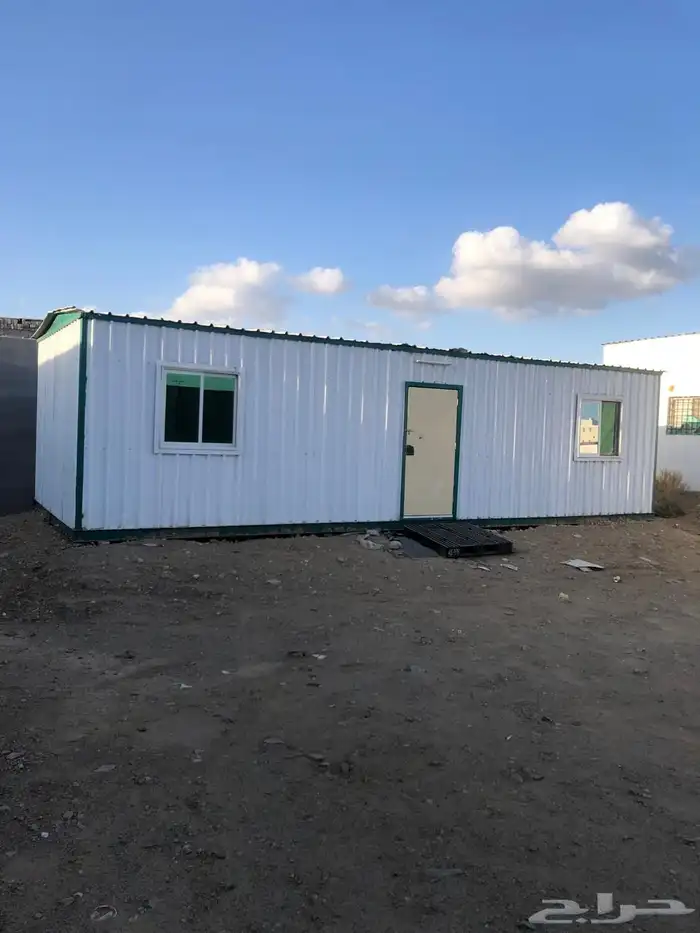 للبيع بركس غرفتين وحمام ومطبخ 9.5 ب 3.5 0