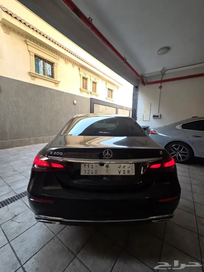 ب190 الف جاهزة في جدة استلام فوري E200 2023 جفالي 3