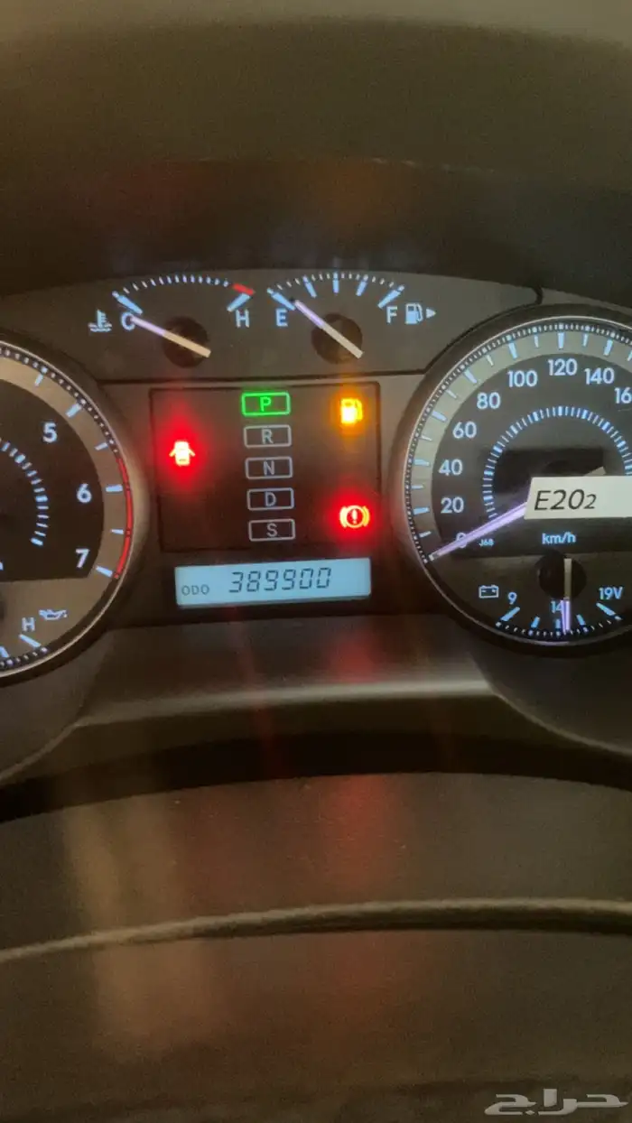 لاندكروزر 2011 2