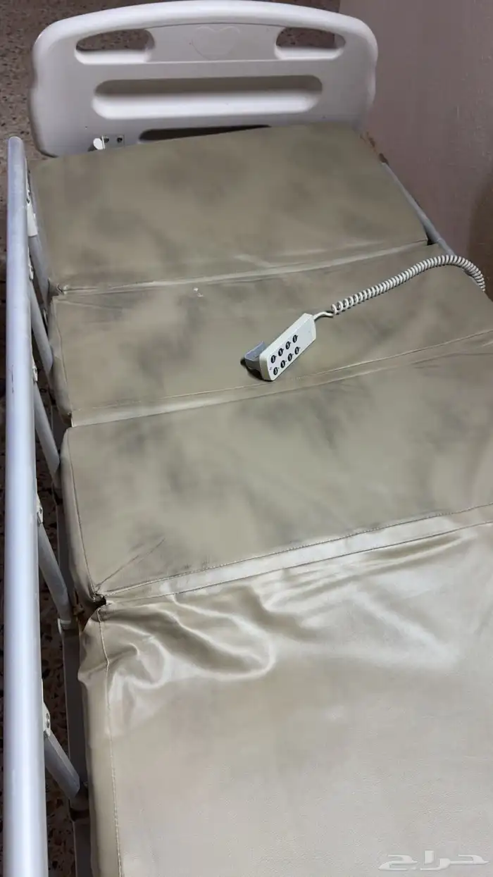 السلام عليكم سرير طبي 0