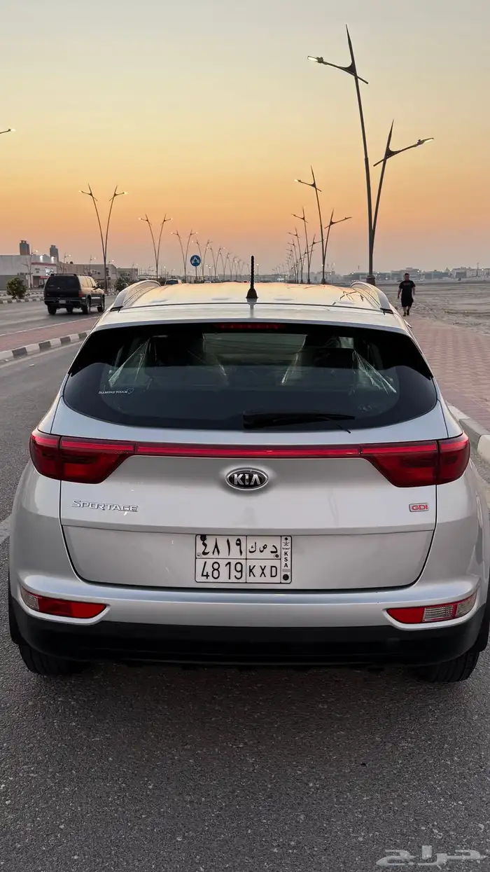 كيا سبورتاج (( مخزنه)) 8