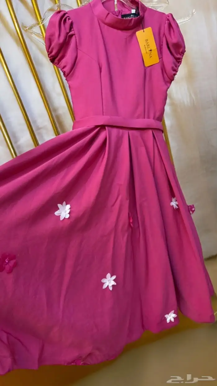 فستان فوشي ميدي جديد مقاس M (غير مستعمل) 2