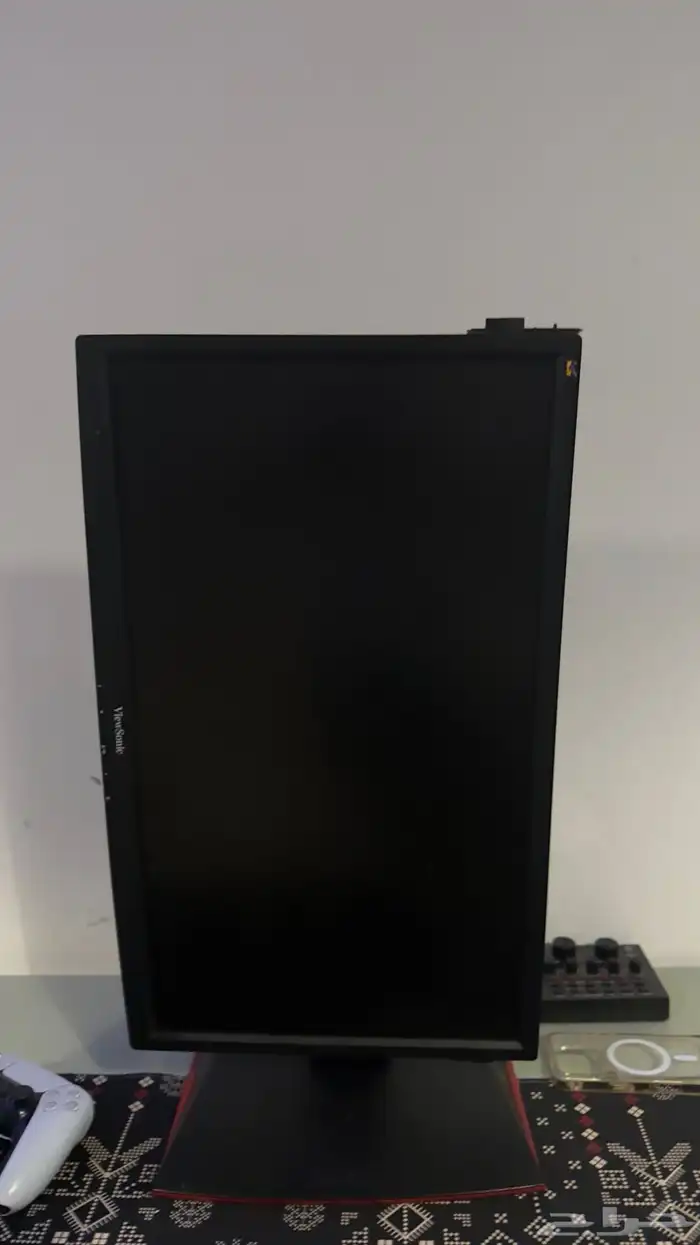شاشه قيمنق 144hz فيها مخرج صوت وبالطول والعرض 27 بوصه تقريب 2