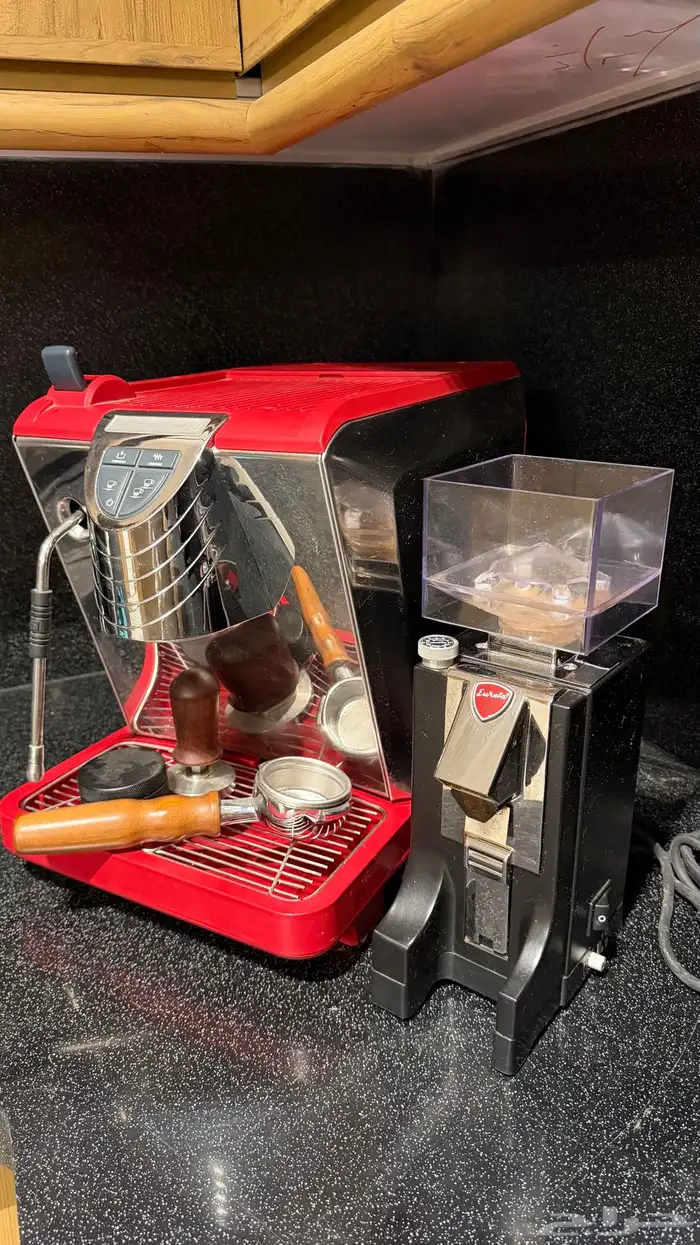 ماكينة قهوه احترافيه نوفا اوسكار ايطالي مع مطحنه قهوه 0