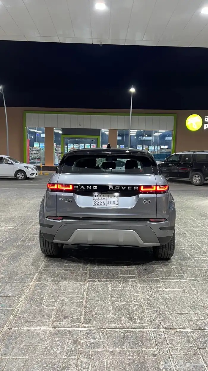 رنج روفر ايفوك 4