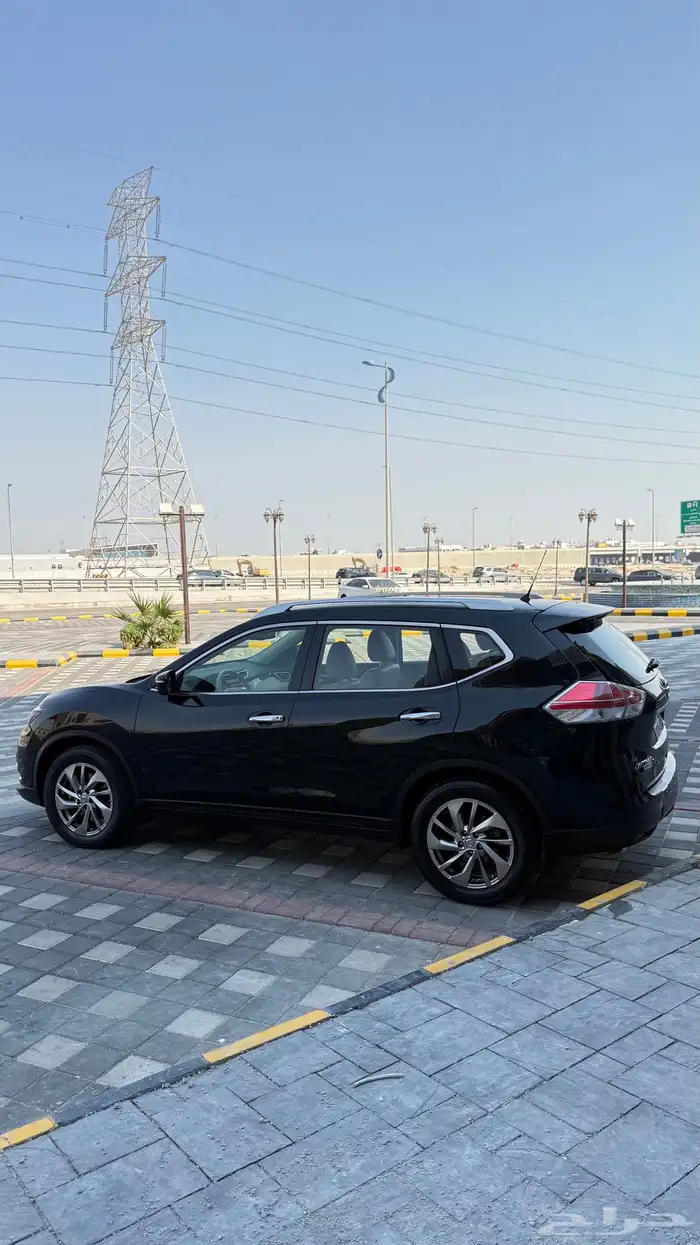 للبيع نيسان اكس تريل 2016 فل كامل - دبل 0