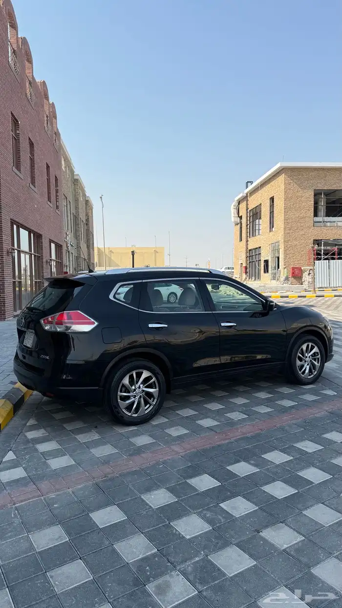 للبيع نيسان اكس تريل 2016 فل كامل - دبل 6