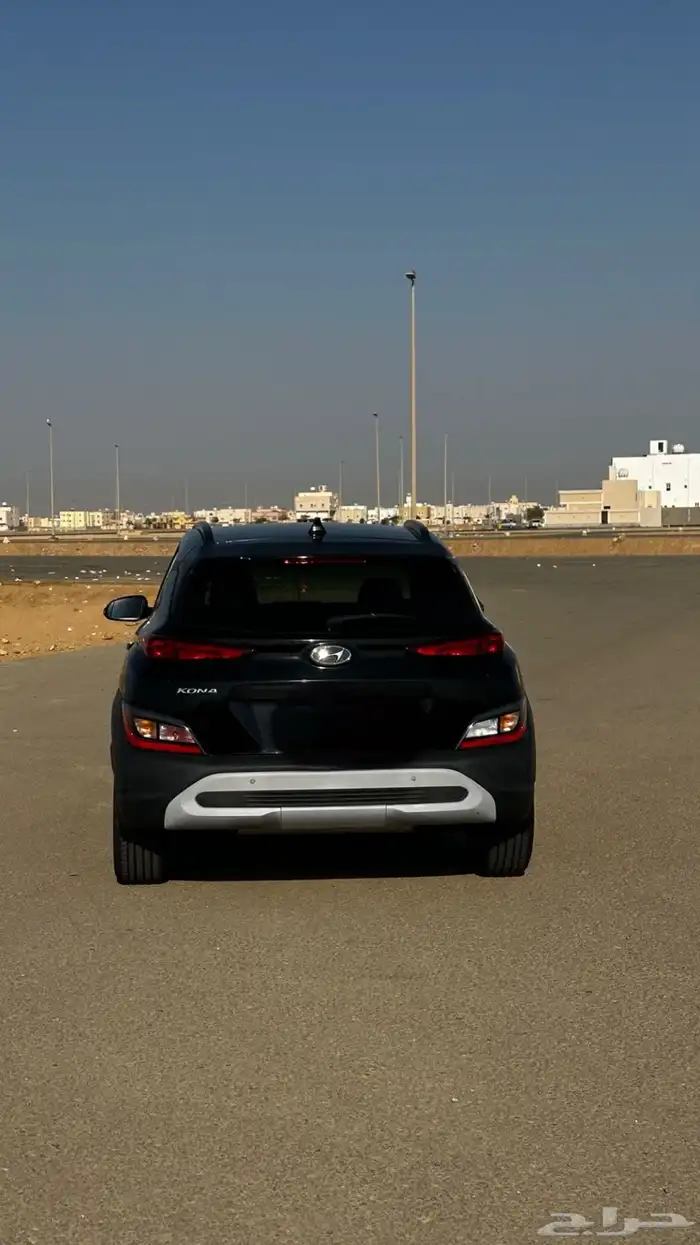 كونا 2022 اللون اسود 1