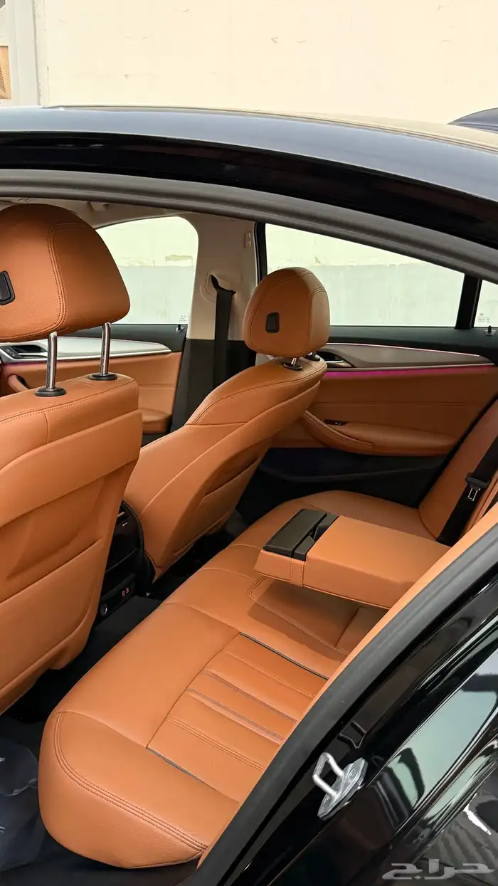 bmw 520i 2023 سيارة نظيفة بسعر خاص 4