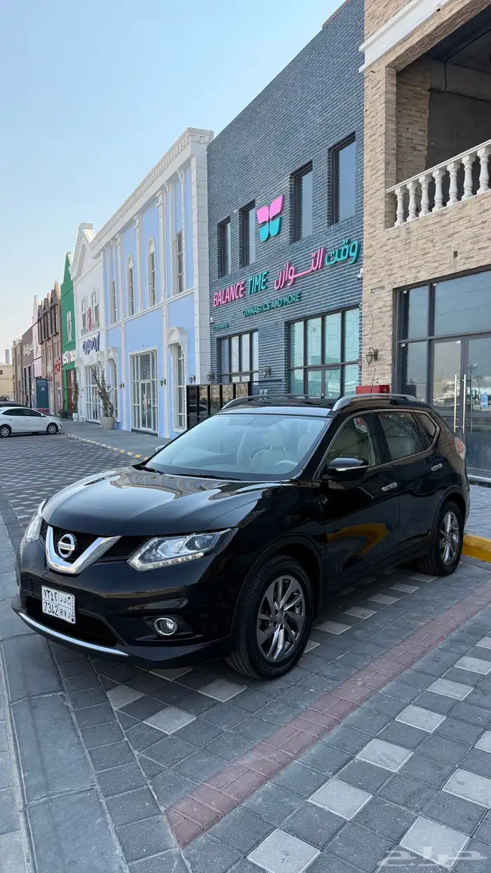 للبيع نيسان اكس تريل 2016 فل كامل - دبل 1