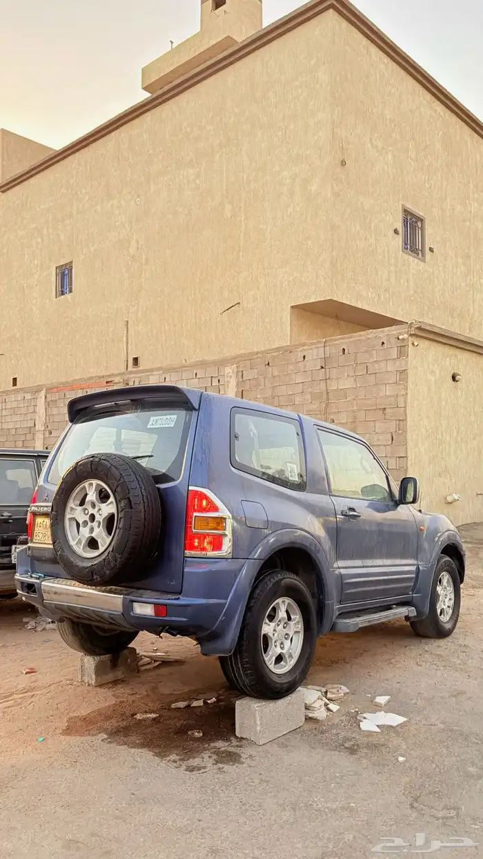 باجيرو 2001 للبيع ب 13500 وقابل للتفاوض للصامل 25