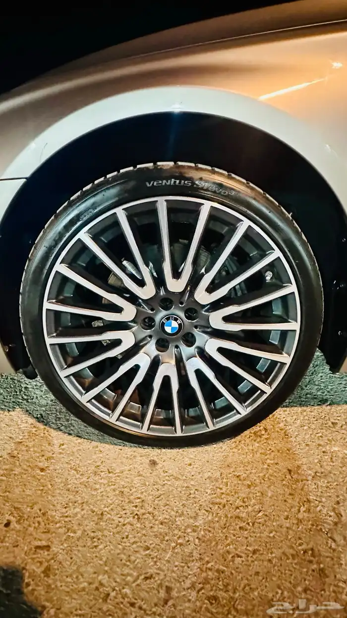 بي ام دبليو 750Li 2016 ممشى قليل 9