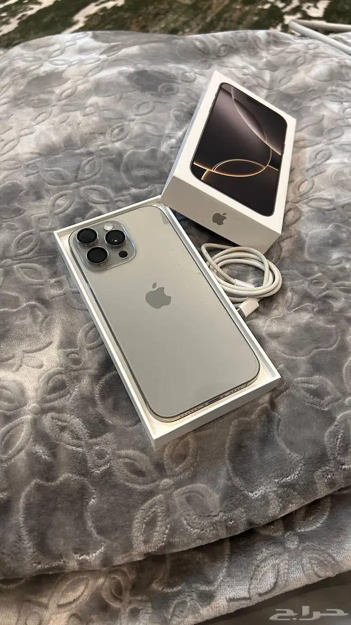 جوال للبيع ايفون 16 برو ماكس تيتانيوم 0