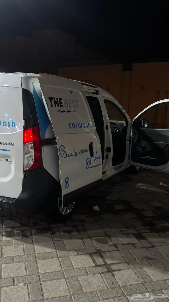 رينو فان 2020 مغسلة متنقلة للبيع 10