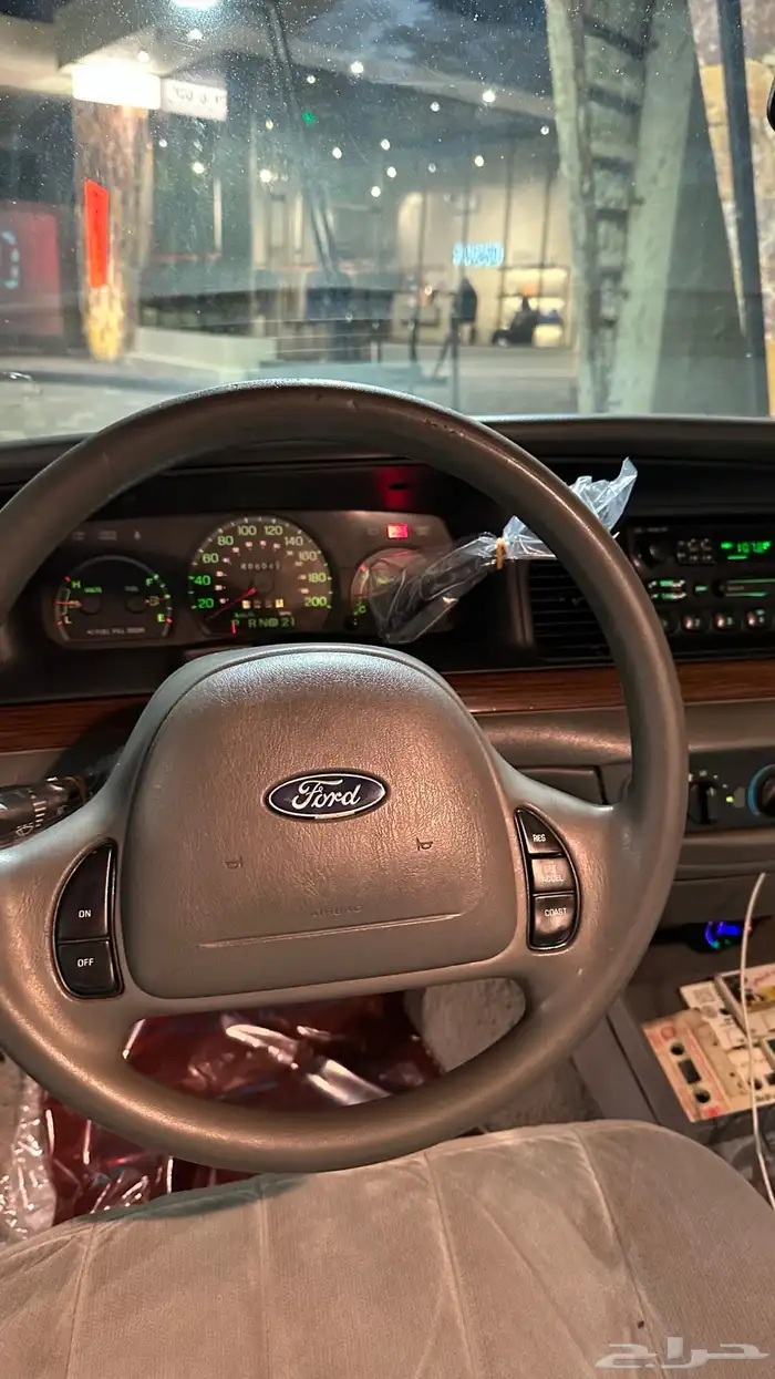 فورد كراون فكتوريا وكاله 13