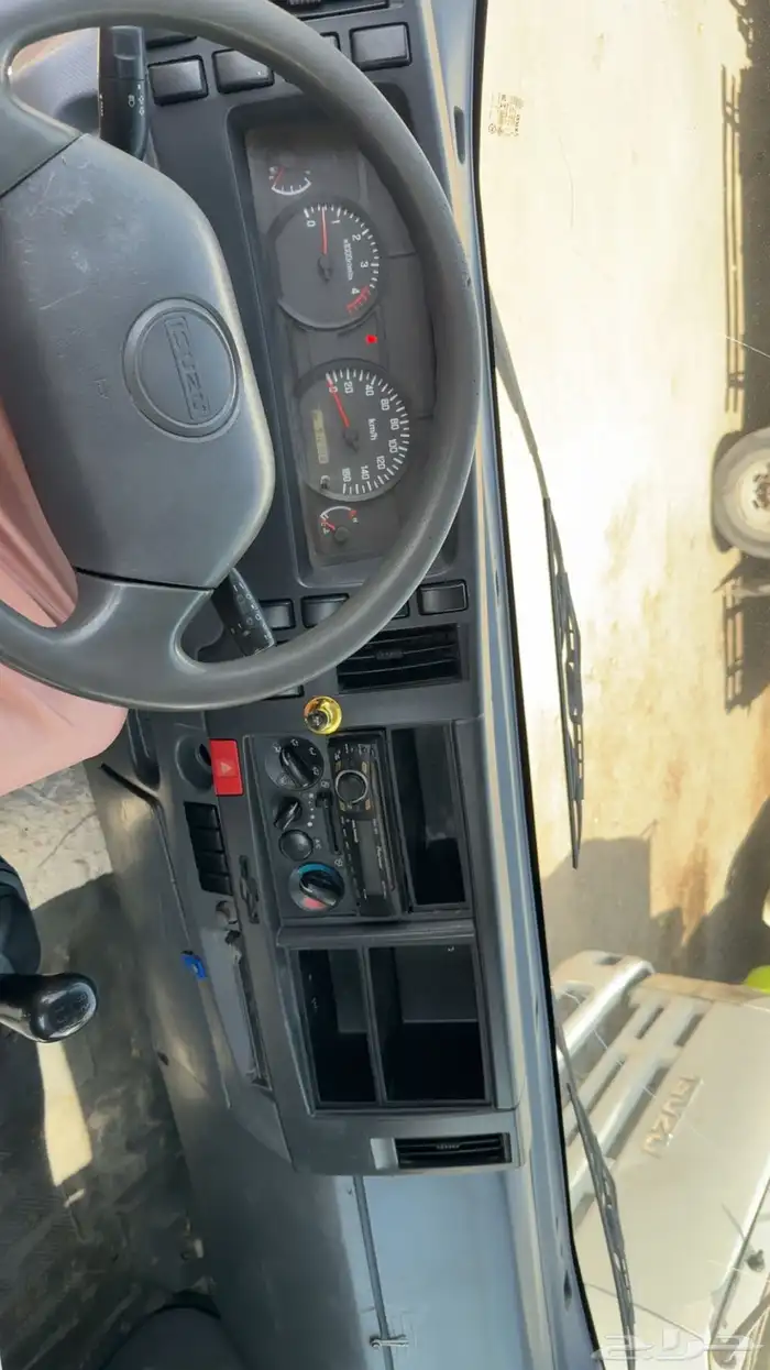 دينا ايسوزو موديل 2013 طول 4 ونص 10