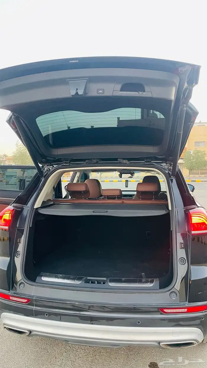 جيلي ازكارا 2021 فل كامل دفع رباعي وقياده ذاتيه 16