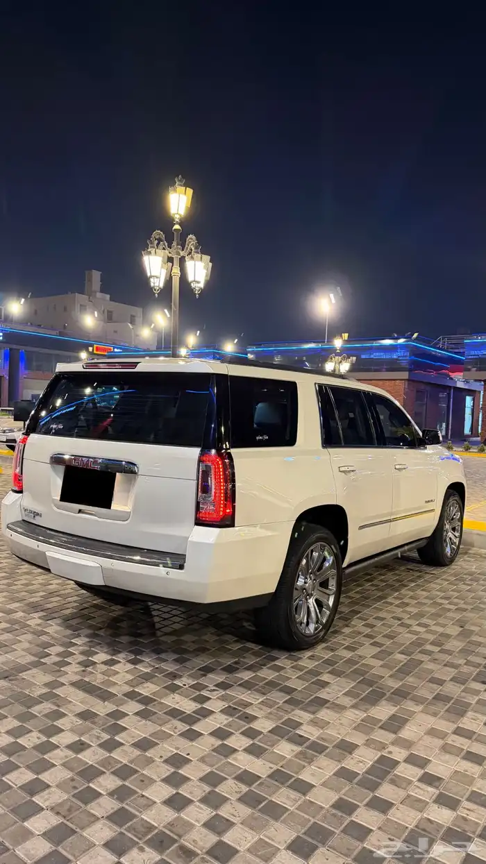 للبيع يوكن دينالي 2015 دبل لون لؤلؤي 15