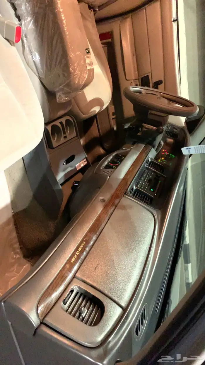 فورد فكتوريا سمنتي 2011 11