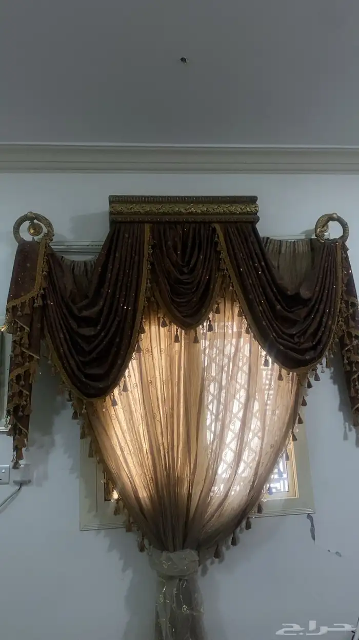 ستارة فخمةديكور خشب ب300 0