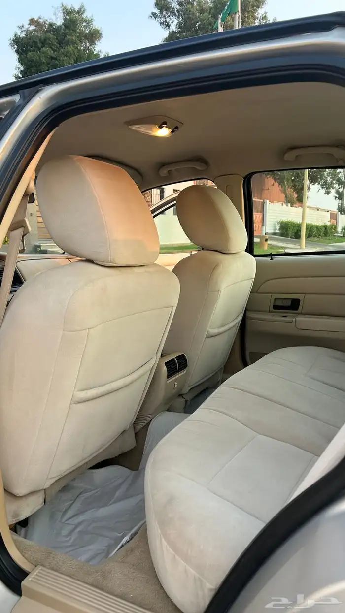 فورد كراون فكتوريا (2012) 19