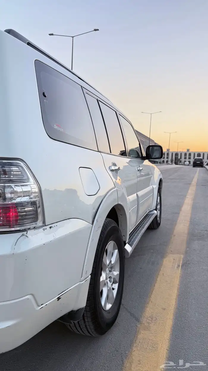 مستبيشي باجيرو 2010 27