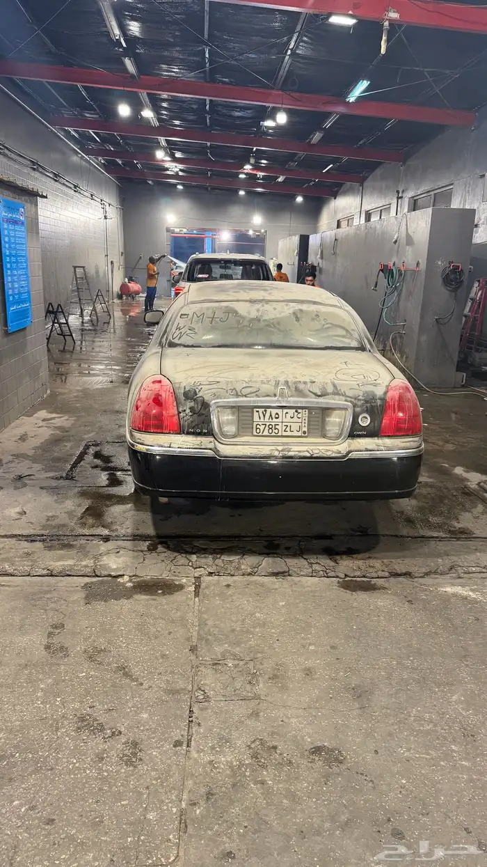 لينكون تاون كار موديل 2006 10