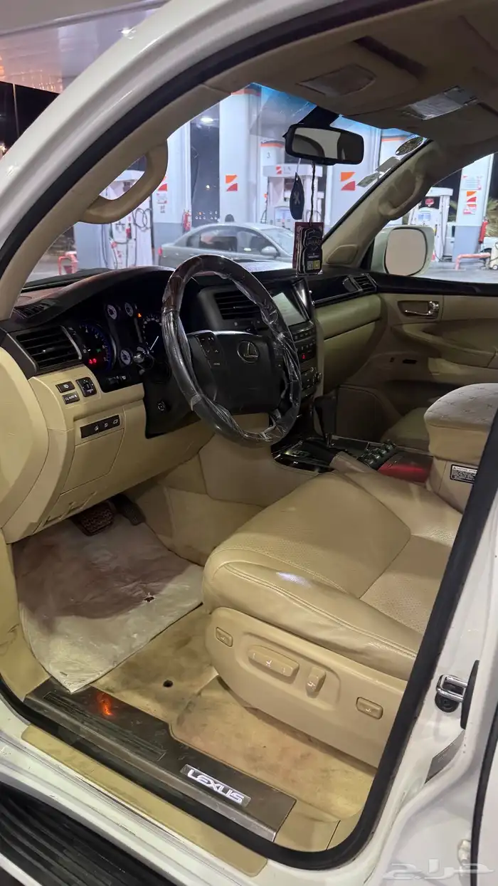 للبيع لكزز 2009 8