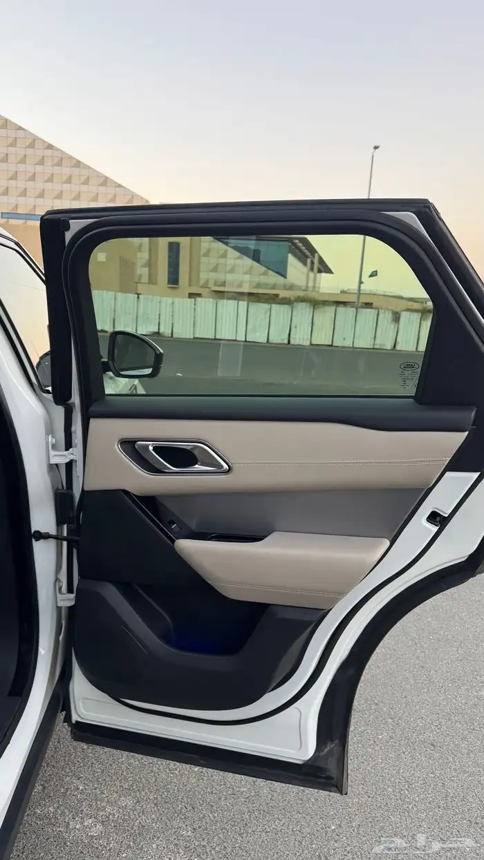 رنج روفر فيلار خليجي 2021 تحت الضمان 19