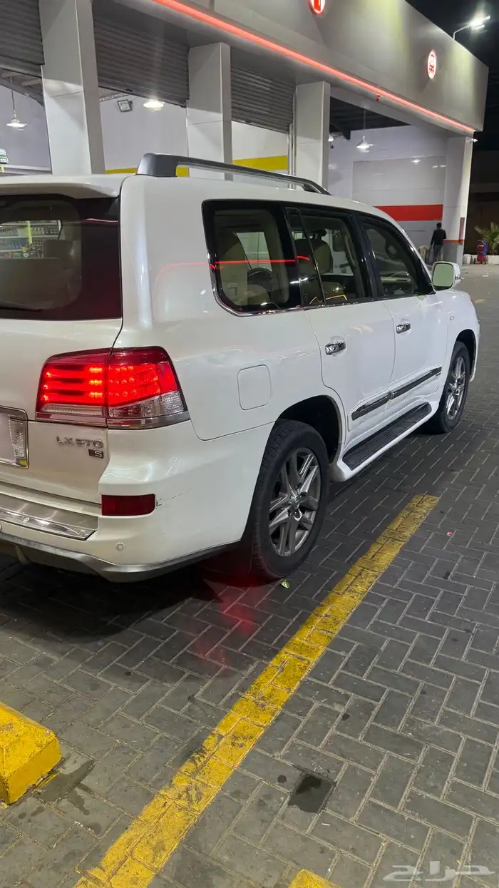 للبيع لكزز 2009 3