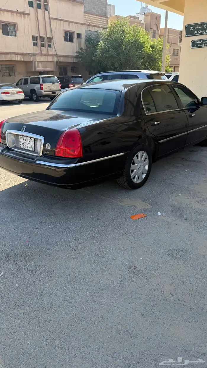 لينكون تاون كار موديل 2006 12