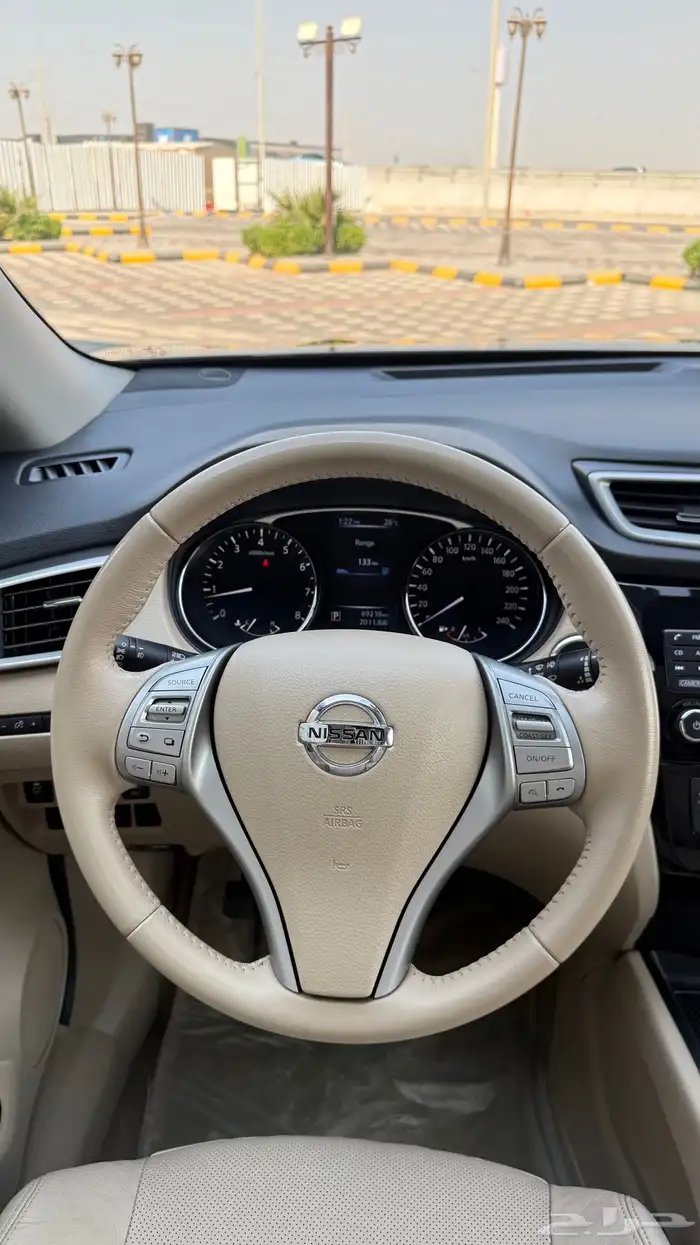 للبيع نيسان اكس تريل 2016 فل كامل - دبل 22