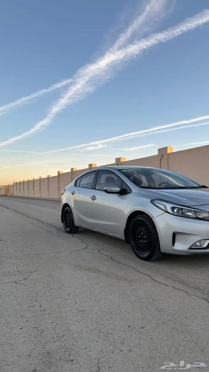 سيراتو 2017 ستاندر ممشي قليل نظيفه جدآ 2