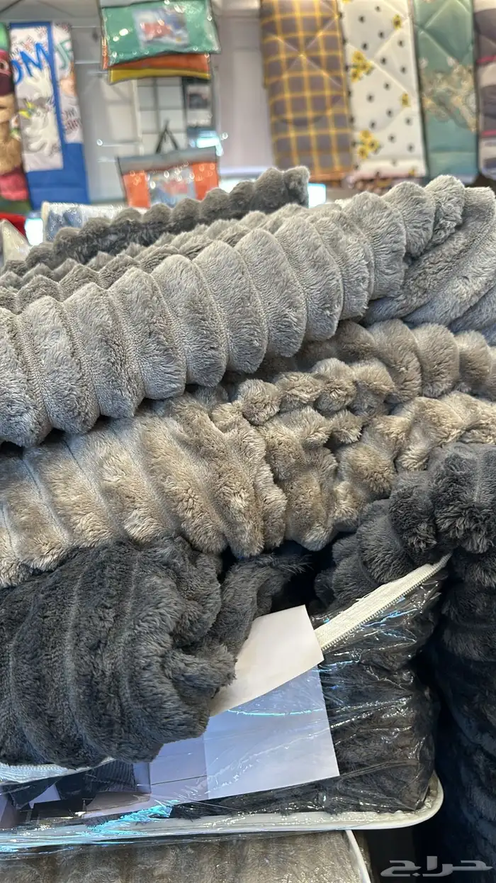 غرفه نوم طراحه سرير كمودينه مكيفات 14