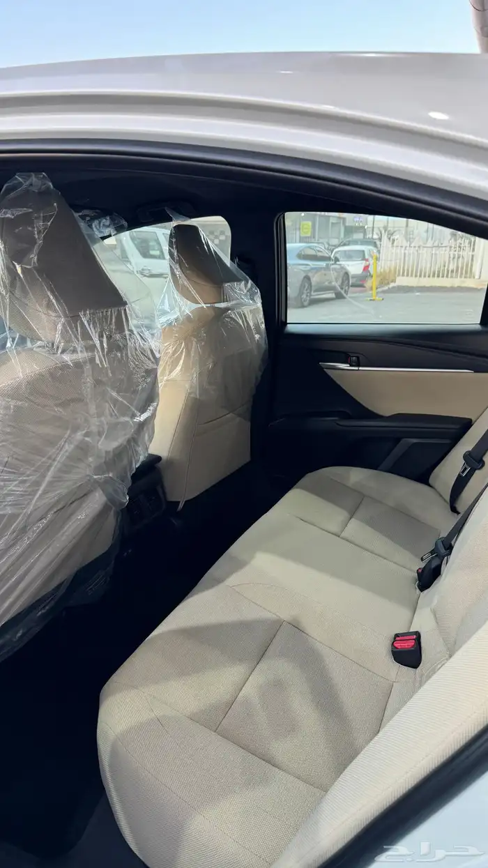 تويوتا كامري 2025 فئة E بنزين جنوط بصمة سعودي جميع الالوان 4