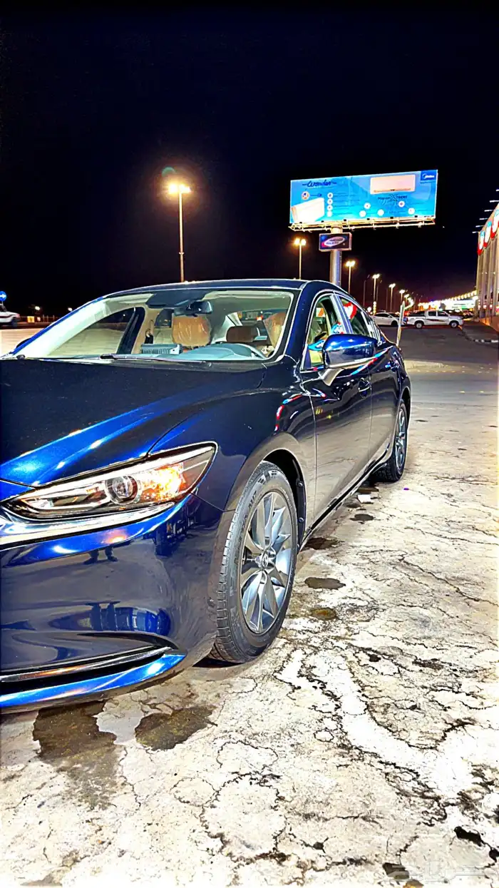 مازدا 6 2022 ازرق غامق كحلي نظيف ممشى قليل 14