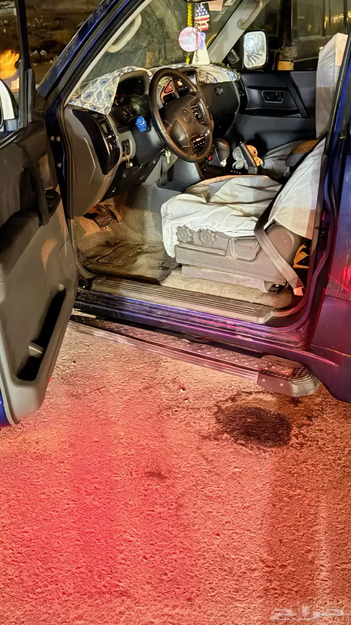 باجيرو 2001 للبيع ب 13500 وقابل للتفاوض للصامل 21