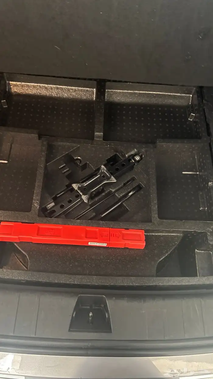 جيلي كولراي 2023 11