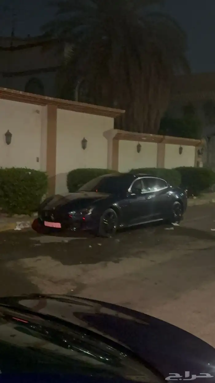 السيارة ميزراتي كواتروبورتي 2015ممشى140الف 0