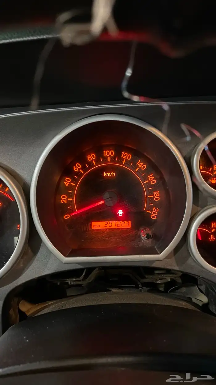 سكويا 2016مرشوش كامل ممشى 300الف قير مكينه شرط 4