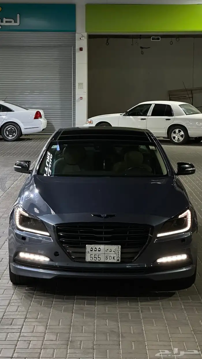 جنسس 2015 رويال 8