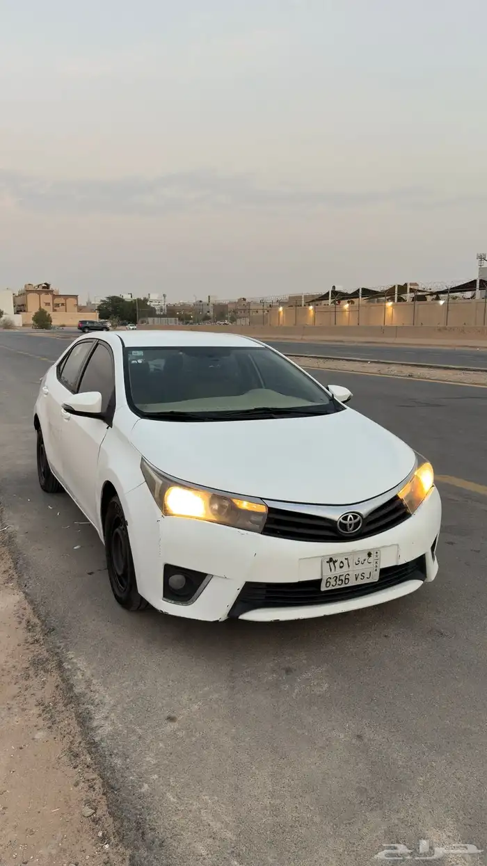 كورولا 2014 قير عادي 0