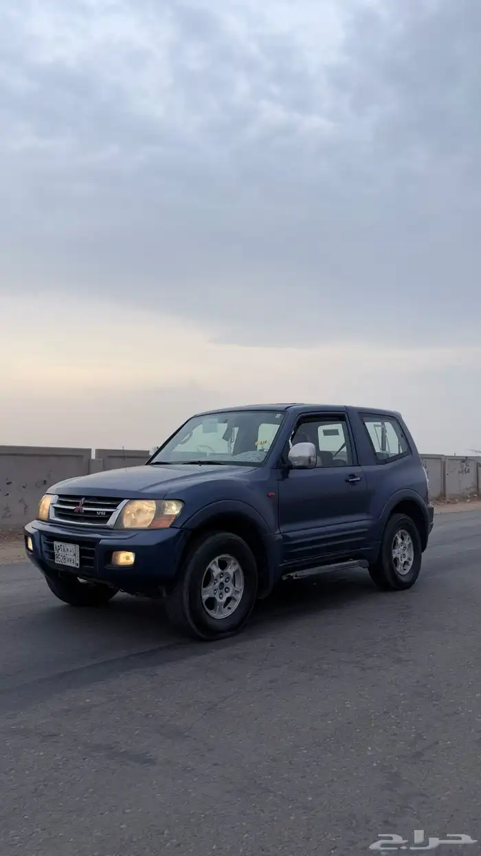 باجيرو 2001 للبيع ب 13500 وقابل للتفاوض للصامل 12